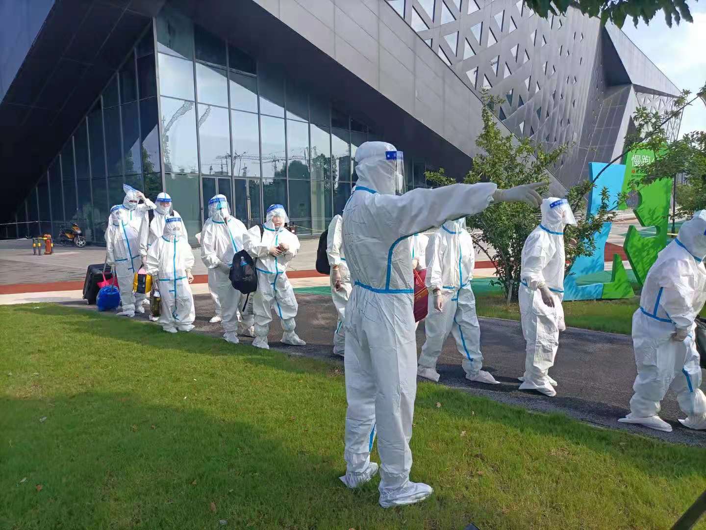 1629279296824699.jpg 1629279296824699.jpg