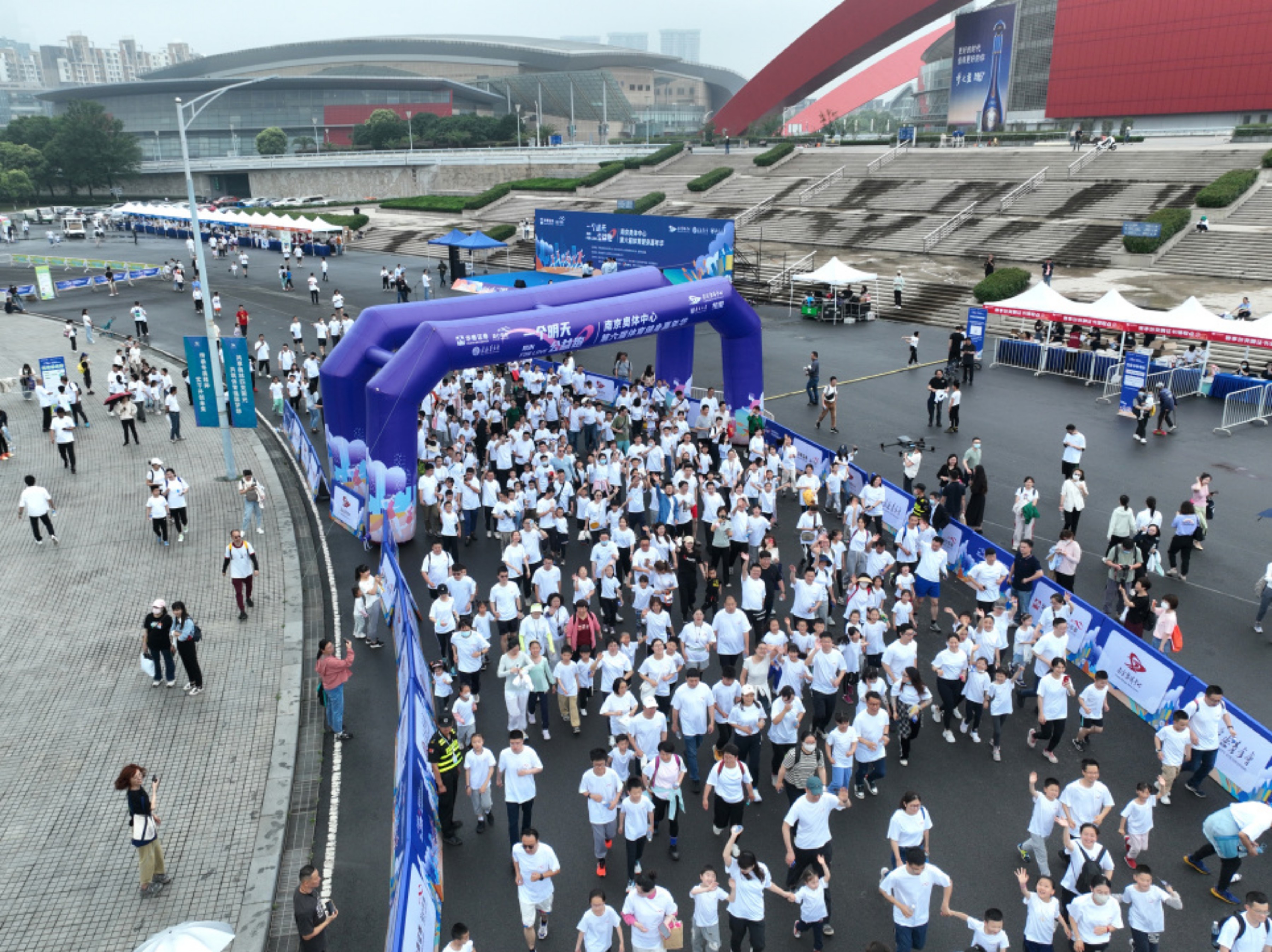 1723689677279264.jpg 1723689677279264.jpg